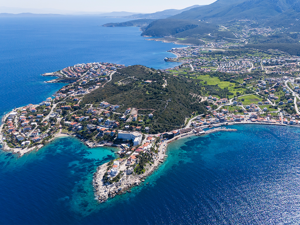 İzmir Çeşmealtı Emlak Ofisi